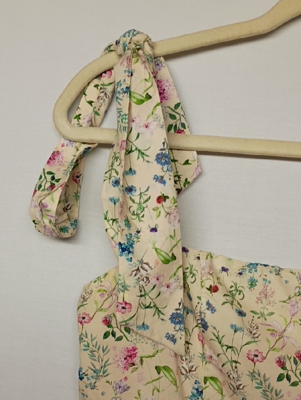 Cream Floral Tie-Shoulder Sundress - Picture 6 of 13